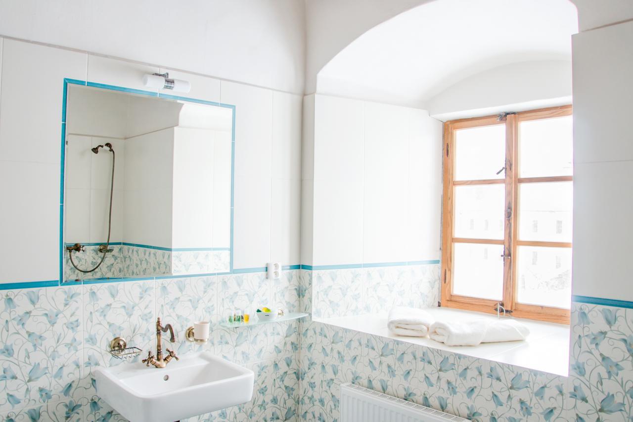 Zamek Kolstejn - Hotel Chateau Goldenstein Branná Екстериор снимка